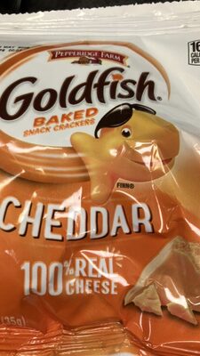 Cheddar Baked Snack Crackers