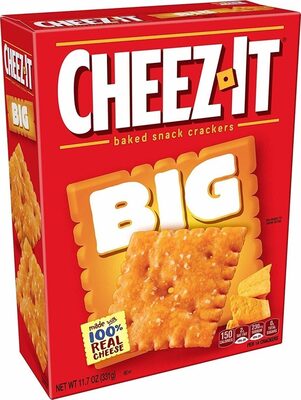 Baked snack cheese crackers