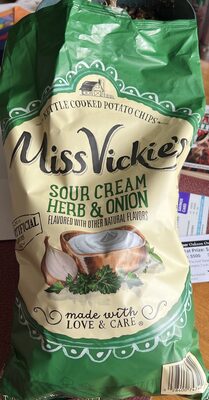 Sour Cream Herb & Onion kettle cooked chips