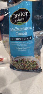 Mediterranean Crunch Chopped Kit