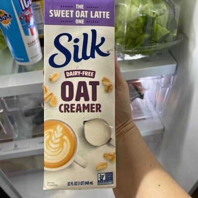 Silk sweet oat creamer