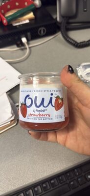 Whole Milk French Style Yogurt Strawberry