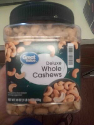 Nutrition facts of Deluxe Whole Cashews