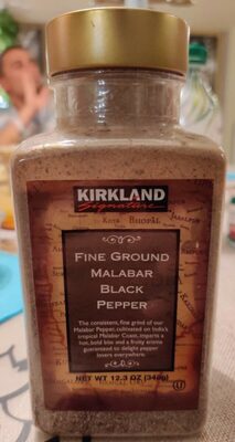 Fine ground black pepper