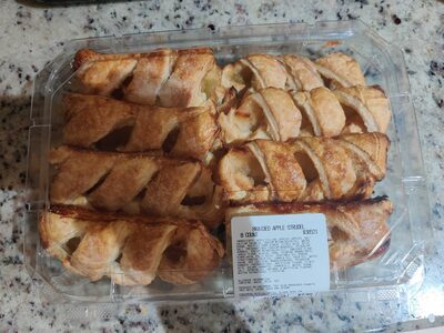 Braided Apple Strudel