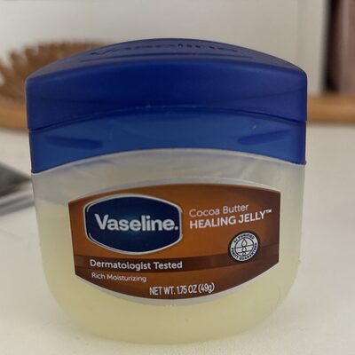 vaseline cocoa butter jelly