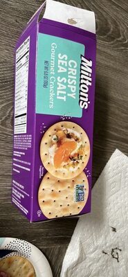 CRISPY SEA SALT Gourmet Crackers