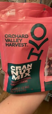 Cran Nut Mix Sweetened Cranberries, Almonds & Cashews