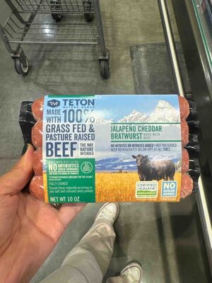 Jalapeño Cheddar Bratwurst
