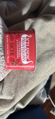 Strawberry & Lingonberry Thick & Creamy Skyr Low Fat Yogurt