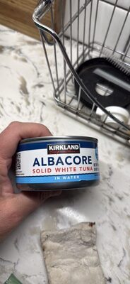 ALBACORE SOLID WHITE TUNA IN WATER