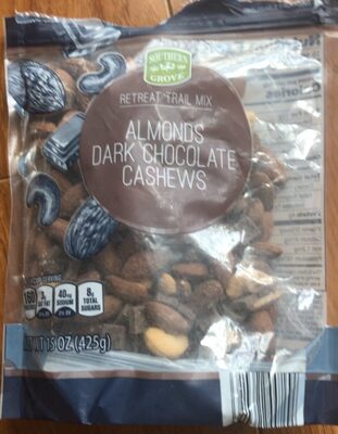 Almonds dark chocolate cashews