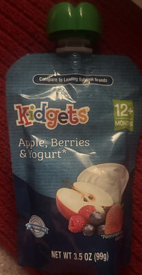 Apple, Berries & Yogurt