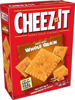 Baked snack cheese crackers