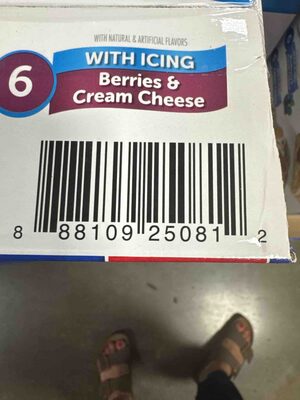 Berries & Cream Cheese With Icing