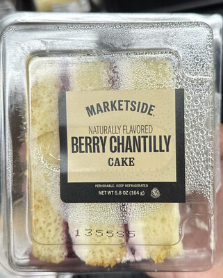 Berry Chantilly Cake