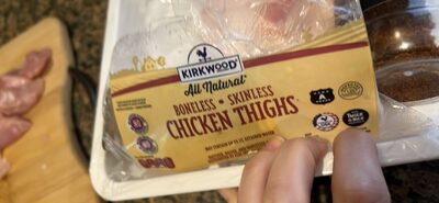 BONELESS SKINLESS CHICKEN THIGHS