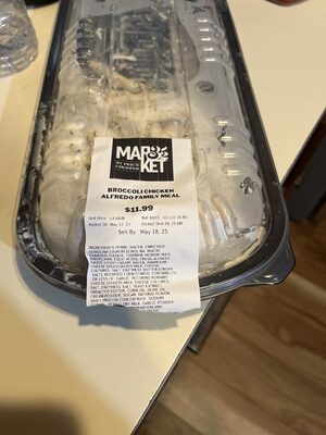 Broccoli Chicken Alfredo Meal