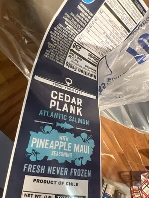 Cedar plank Atlantic Hammond with pineapple Maui seasoning