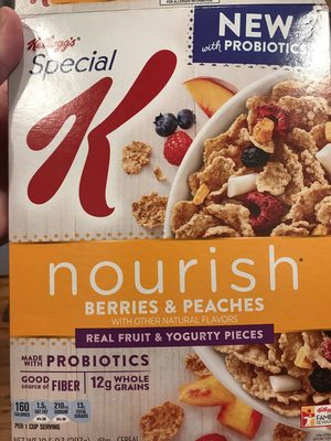 Cereal, berries & peaches