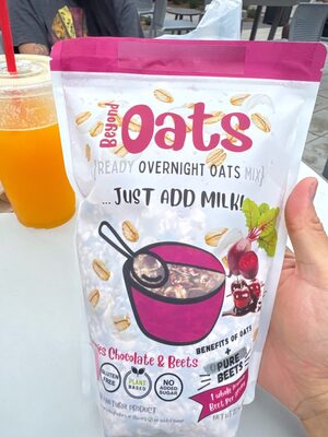 Cherries chocolate & Beets Overnight oats