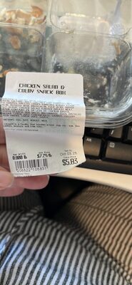 CHICKEN SALAD & COLBY SNACK BOX