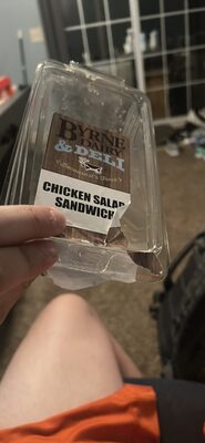 CHICKEN SALAD SANDWICH