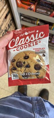 Chocolate Chip Cookie