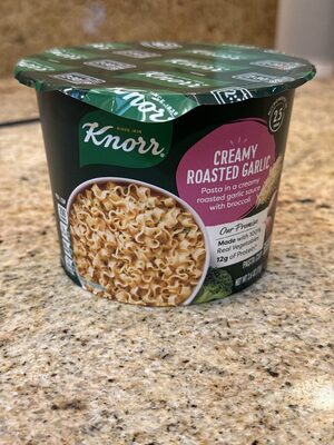 Creamy Roasted Garlic Pasta