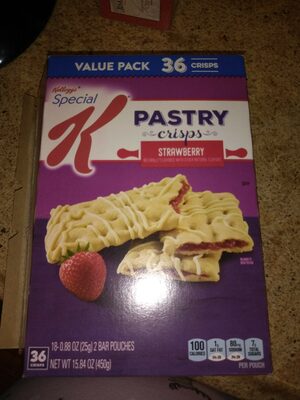 Crisps pastry bar, strawberry