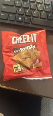 extra toasty baked snack crackers