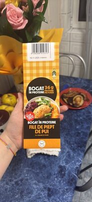 File de piept de pui cu legume și piure