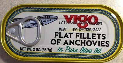Flat fillets of anchovies in pure olive oil