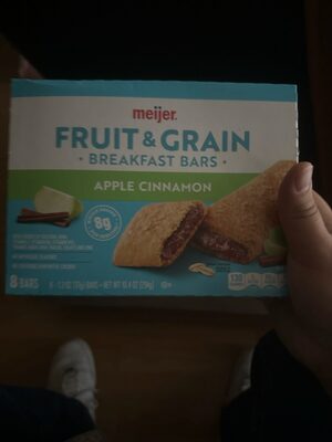 Fruit and Grain Breakfast Bar