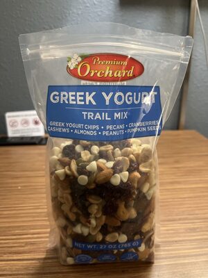 Greek yogurt Trail mix