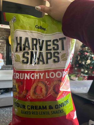 Harvest Snaps Crunchy Loops Sour Cream & Onion Baked Red Lentil Snacks