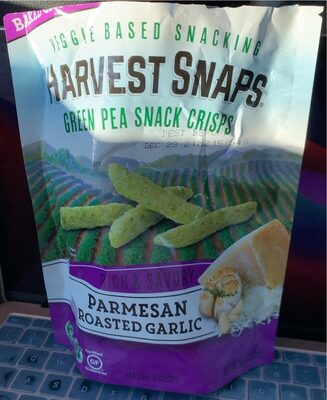 Harvest snaps green pea snack crisps