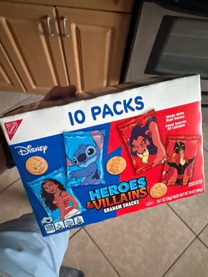 Heroes & Villains Graham Snacks