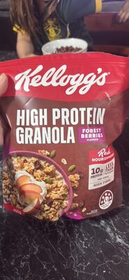 High Protein Granola Forest Berries flavour