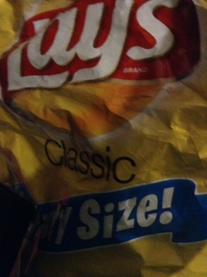 Lay's Classic Potato Chips 13 3/4 Ounce Party Size Bag
