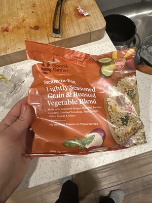 Lightly Seasoned Grain And Roasted Vegetable Blend