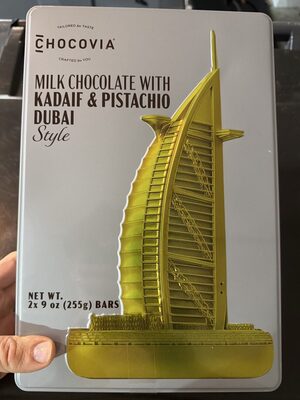Milk Chocolate With Kadaif & Pistachio Dubai Style