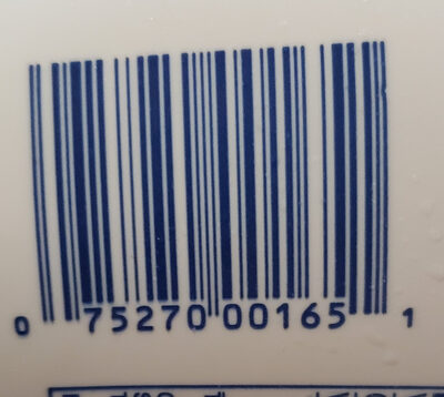 Mountain High Strawberry Original Whole Milk Yoghurt