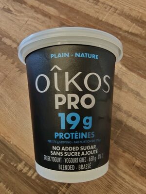 Oikos Pro 19g protein