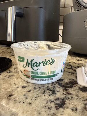 Onion, Chive And Herb Dip