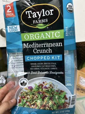 Organic Mediterranean Crunch Chopped Kit