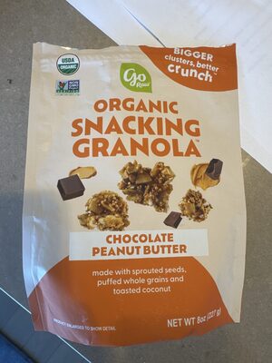 Organic snacking granola Chocolate Peanut Butter