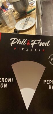 Pizza pepperoni bacon