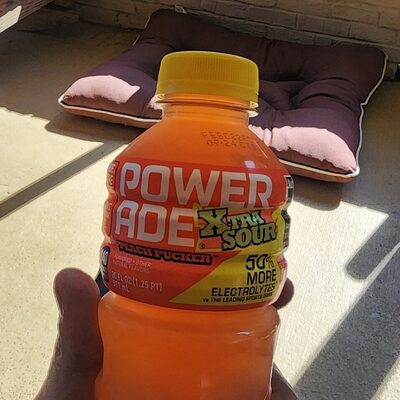Powerade Xtra Sour Peach Pucker