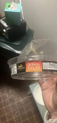 QUINOA SALAD